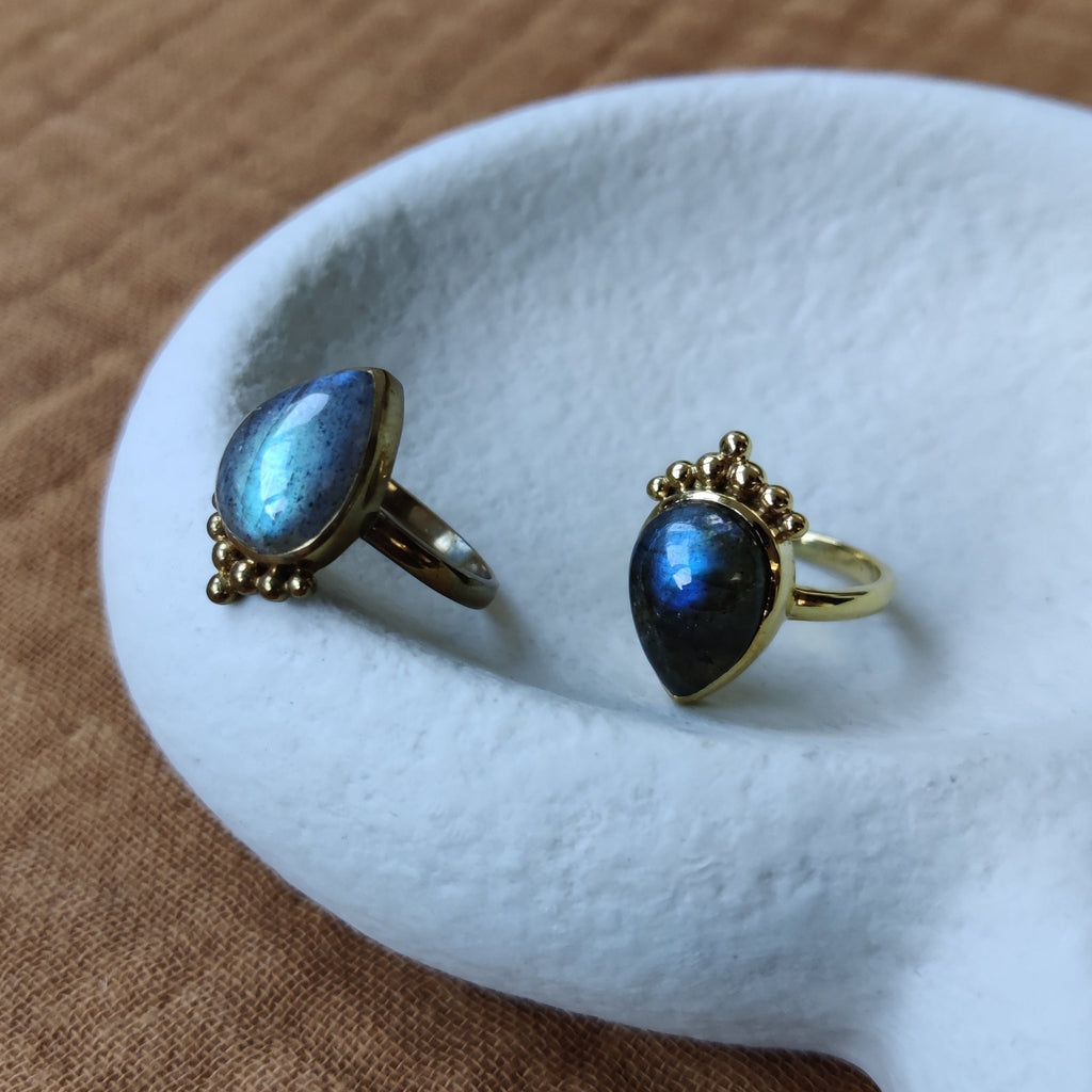 drop-shaped labradorite rings, different angles