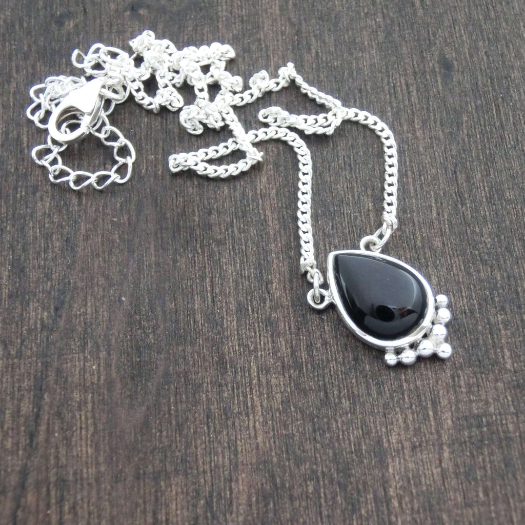 drop necklace silver black onyx noomaad